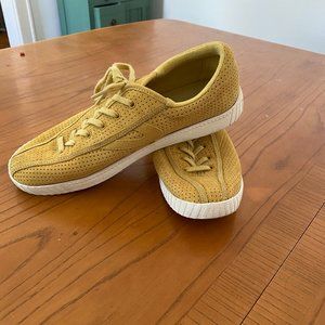 Golden Tretorn Sneakers